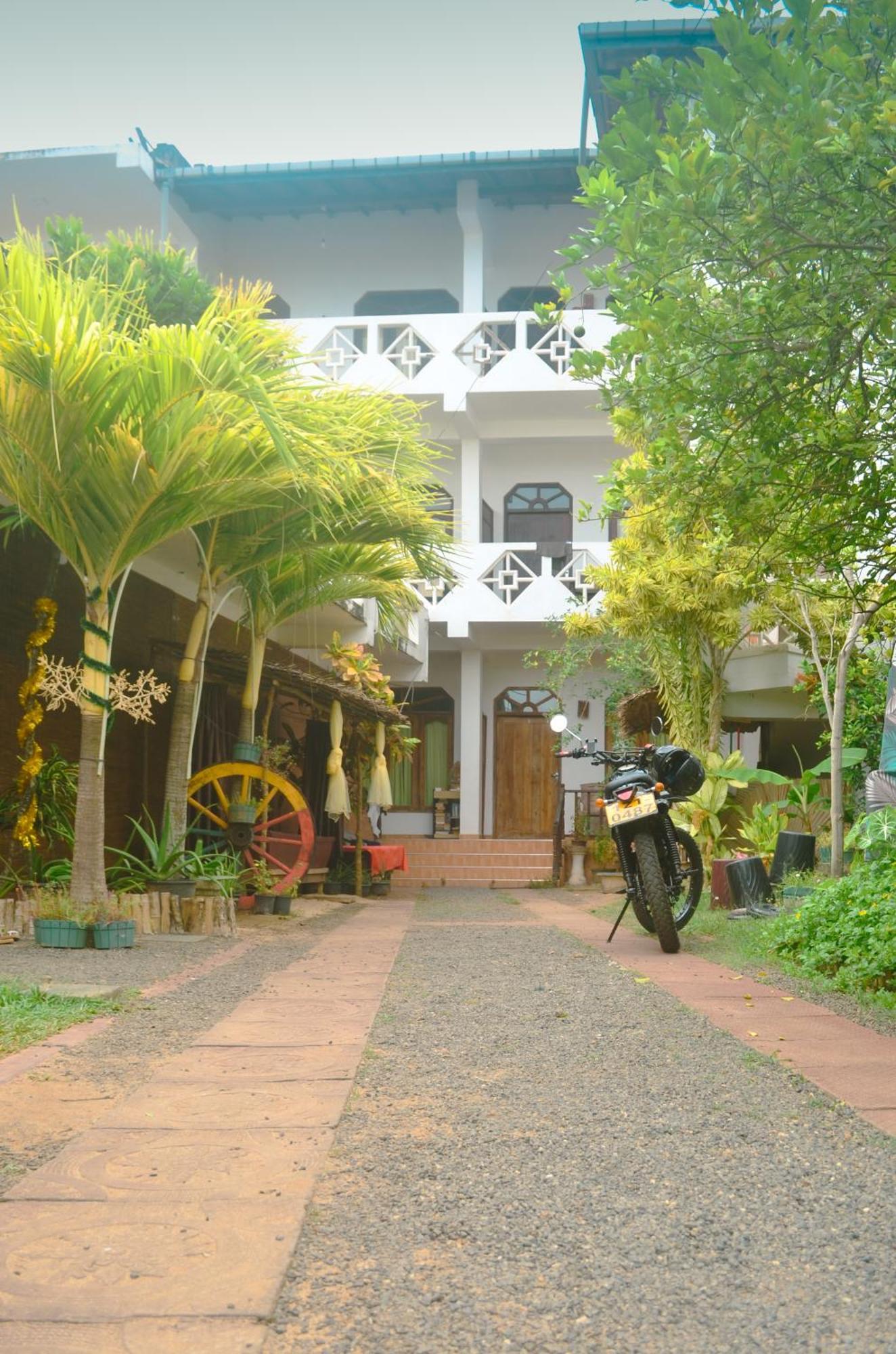 Glow Accommadation Тангалла Экстерьер фото